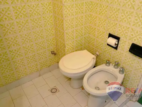 Departamento en Alquiler con 2 cocheras