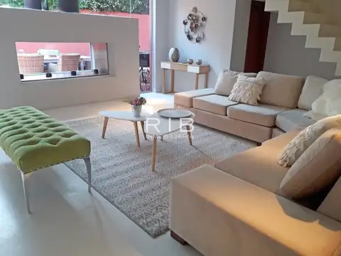 Propiedad Moderna a 50 mts de Avda Libertador