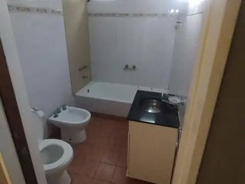 Casa en Alquiler en Billinghurst, $ 450.000