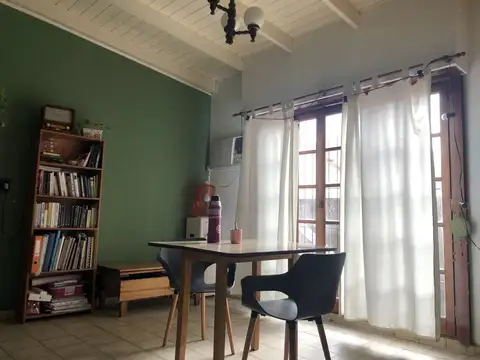 En venta PH 2 ambientes Saenz Peña sin expensas 