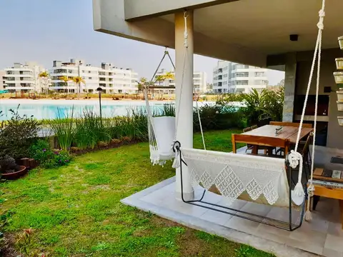 LAGOON PILAR 4 AMB CON JARDÍN Y HERMOSA VISTA A LA LAGUNA