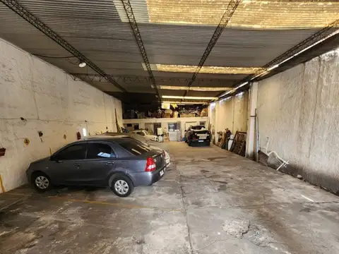 AMPLIO GALPON EN ALQUILER