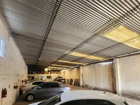 Galpon en Alquiler en La Tablada, $ 650.000