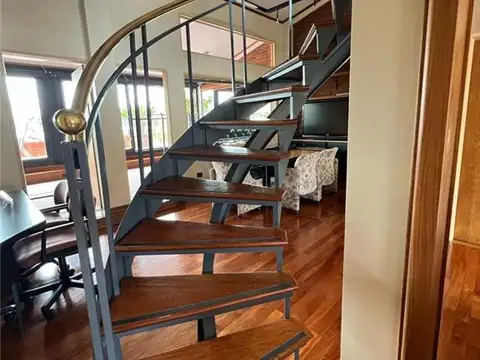 Oficina en Venta 25 años