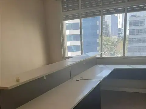 Oficina en Alquiler en Retiro, $ 1.200.000