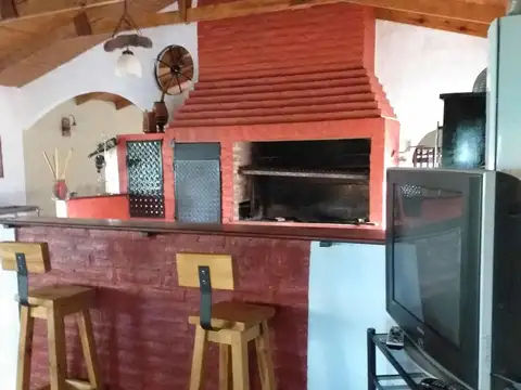 Chacra en venta - 10 Dormitorios 5 Baños Galpón - 12Hectareas - San Andrés de Giles