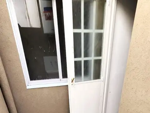 Depto Tipo Casa en Venta 40 años