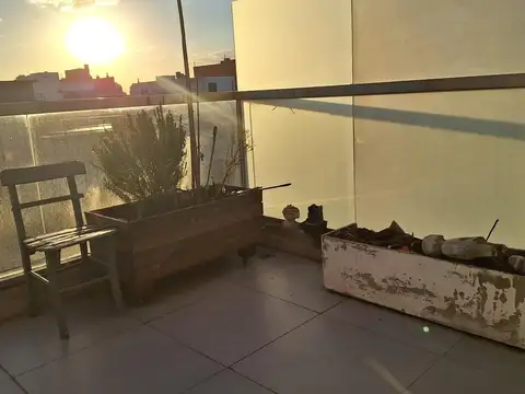 DÚPLEX 2 AMBIENTES.2 BAÑOS.BALCÓN TERRAZA.PILETA.SUM.COCHERA