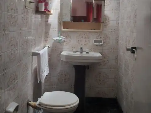 Av J V Gonzalez 1008