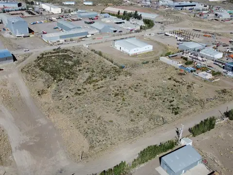 Terreno en  camino petrolero