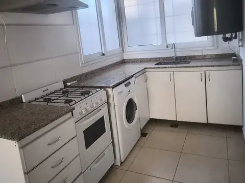 DEPARTAMENTO FRONTAL A MINUTOS DEL SHOPPING