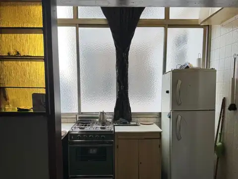 Francisco Gonzalez 2000, Piso 3