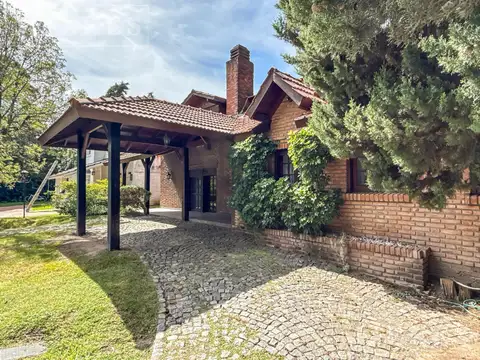 Casa en venta en Los Lagartos Country Club