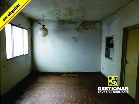 Casa en Alquiler en Valentin Alsina, $ 600.000