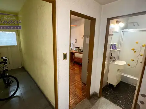 Casa 3 ambientes con 1 baño