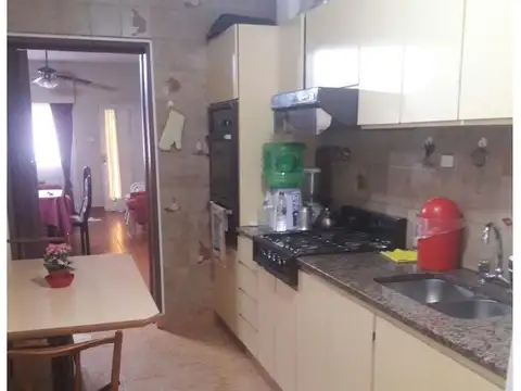 CASA 4 AMBIENTES EN VENTA, VILLA BALLESTER