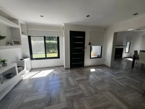 Casa en Venta en General las Heras, USD 280.000