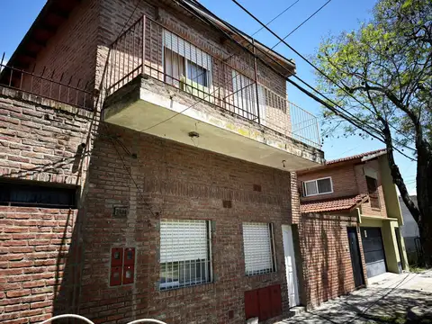 Alquiler Ph, 2 Ambientes, 1 Dorm. 1 Baño