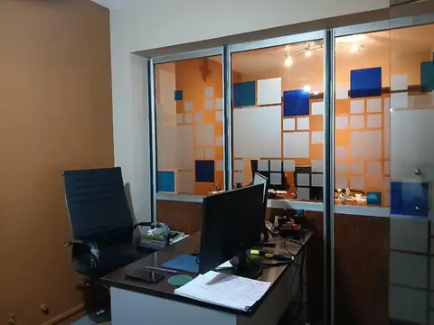 Oficina en Venta 15 años