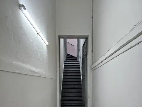 Pacheco 2100, Piso 1