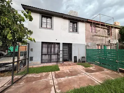VENTA DUPLEX, 3 DORMITORIOS,  Bº 7 DE JULIO, MAIPÚ