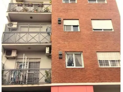 Aristóbulo Del Valle 600