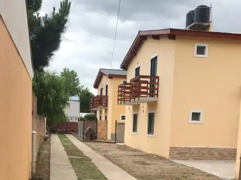 Complejo 4 Duplex de 3 ambientes EXCELENTE ZONA - IDEAL INVERSION