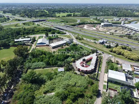 Colectora Acceso Oeste km32 100