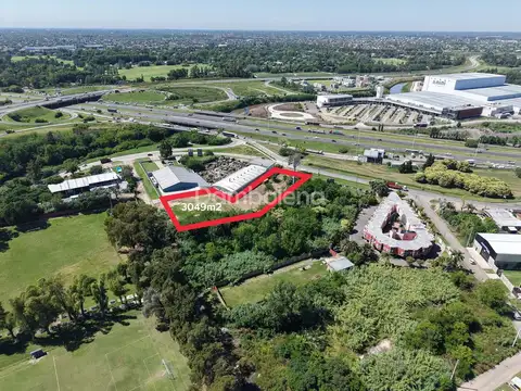 Colectora Acceso Oeste km32 100