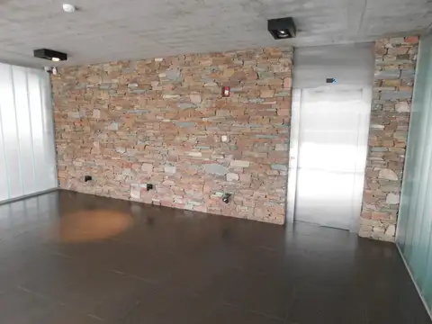 Oficina en Venta en Horqueta, USD 195.000