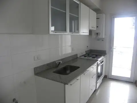 Departamento en Alquiler en Campana, $ 650.000