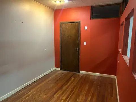 Oficina en Venta 63 años