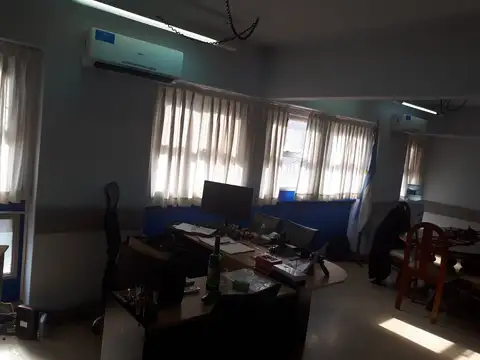 PISO COMPLETO DE OFICINA