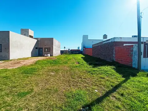 Terreno en Venta en Granadero Baigorria, USD 17.000