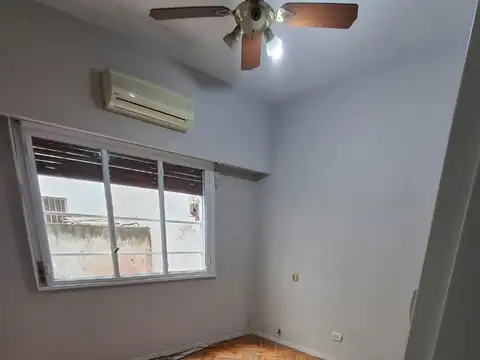 Departamento en Venta en Balvanera, USD 69.000