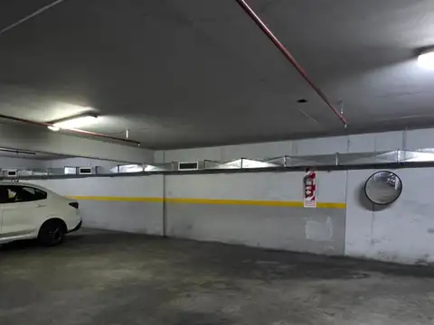 Cochera en Venta Fija