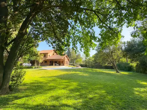 Casa en Alquiler Temporal en Barrio Parque Leloir, USD 5.000