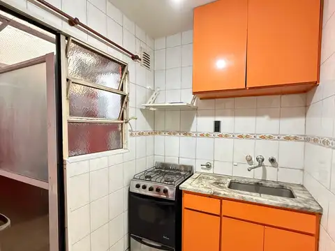 Avenida San Pedrito 100, Piso Pb