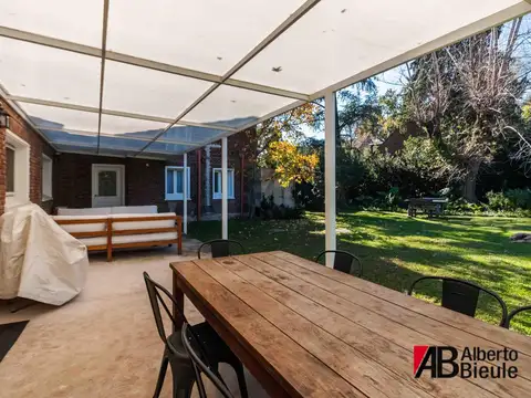 Casa en Venta al Oeste