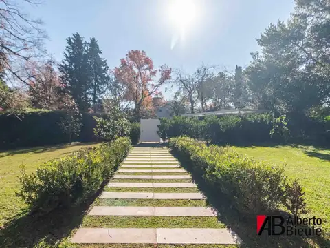 Casa en Venta en Pilar, USD 1