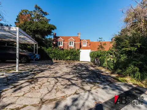 Casa en Venta de 5 dormitorios