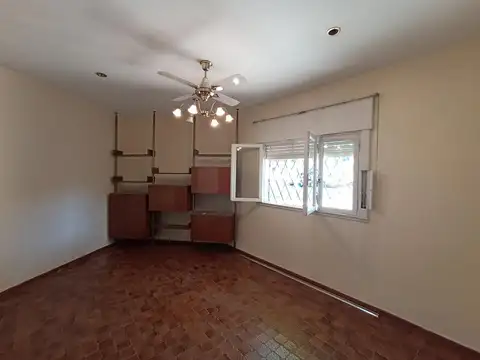 Casa en Venta en Flores, USD 144.000