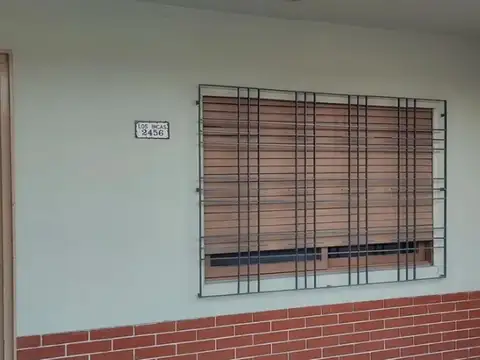 CASA EN VENTA EN ISIDRO CASANOVA