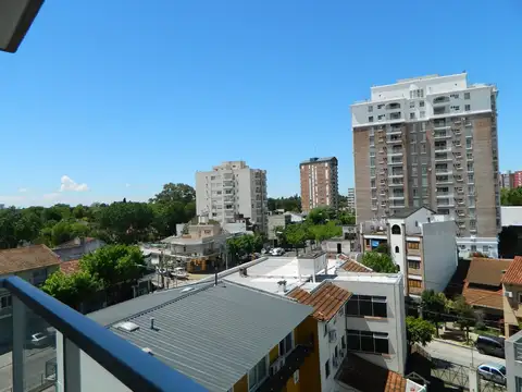 Departamento en Alquiler con 1 cocheras