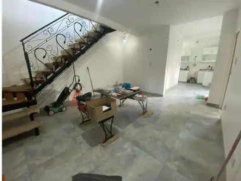 CASA EN VENTA, MORON