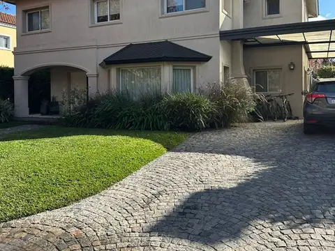 Casa en Venta de 4 dormitorios