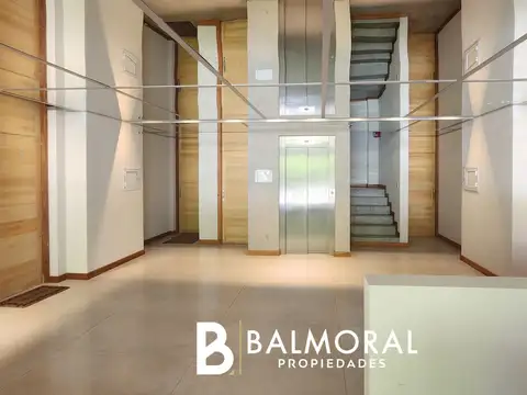 De las Artes 300, Piso PB