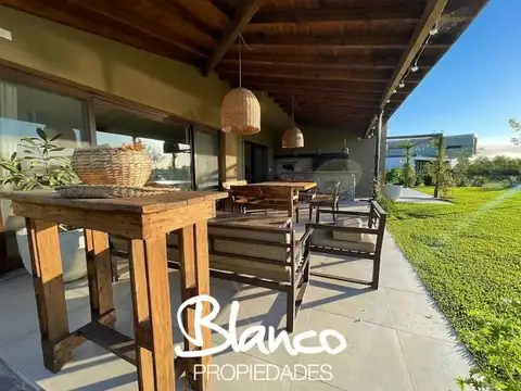 Casa en Venta en Puertos, USD 890.000