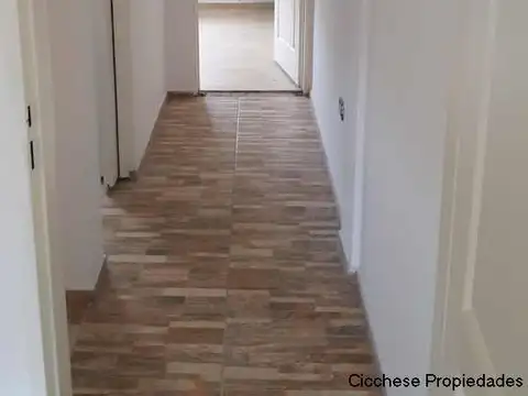 EXCELENTES DUPLEX  DE 2 DORMITORIOS, PATIO Y COCHERA,