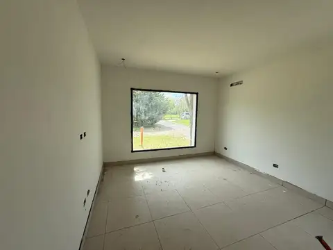 Casa en Venta en Yei Pora, USD 139.000